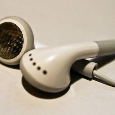 earbuds